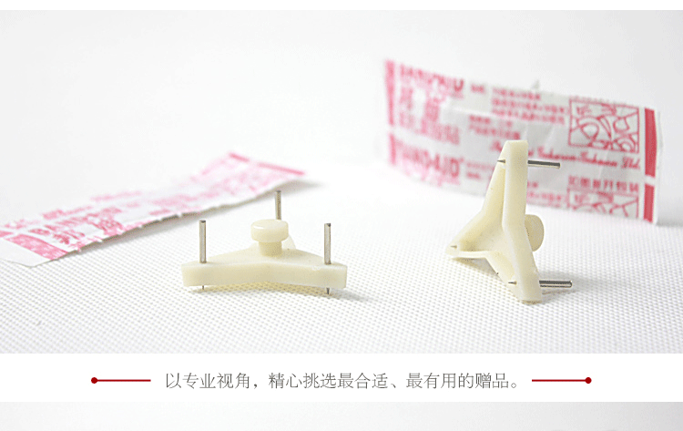 
                                        极客库钟国创意时光素描风格趣味客厅静音儿童房卡通金属挂钟 银色                
