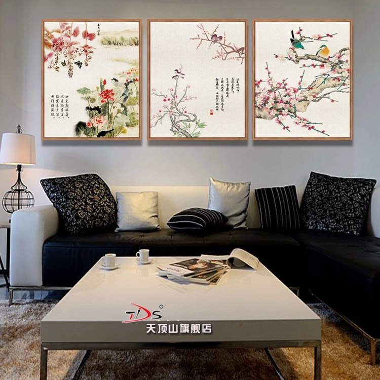 
                                        天顶山 新中式客厅装饰画国画花鸟沙发背景墙画有框三联画书房办公室挂画玄关画 简约中式三联 木纹框 50*70CM                