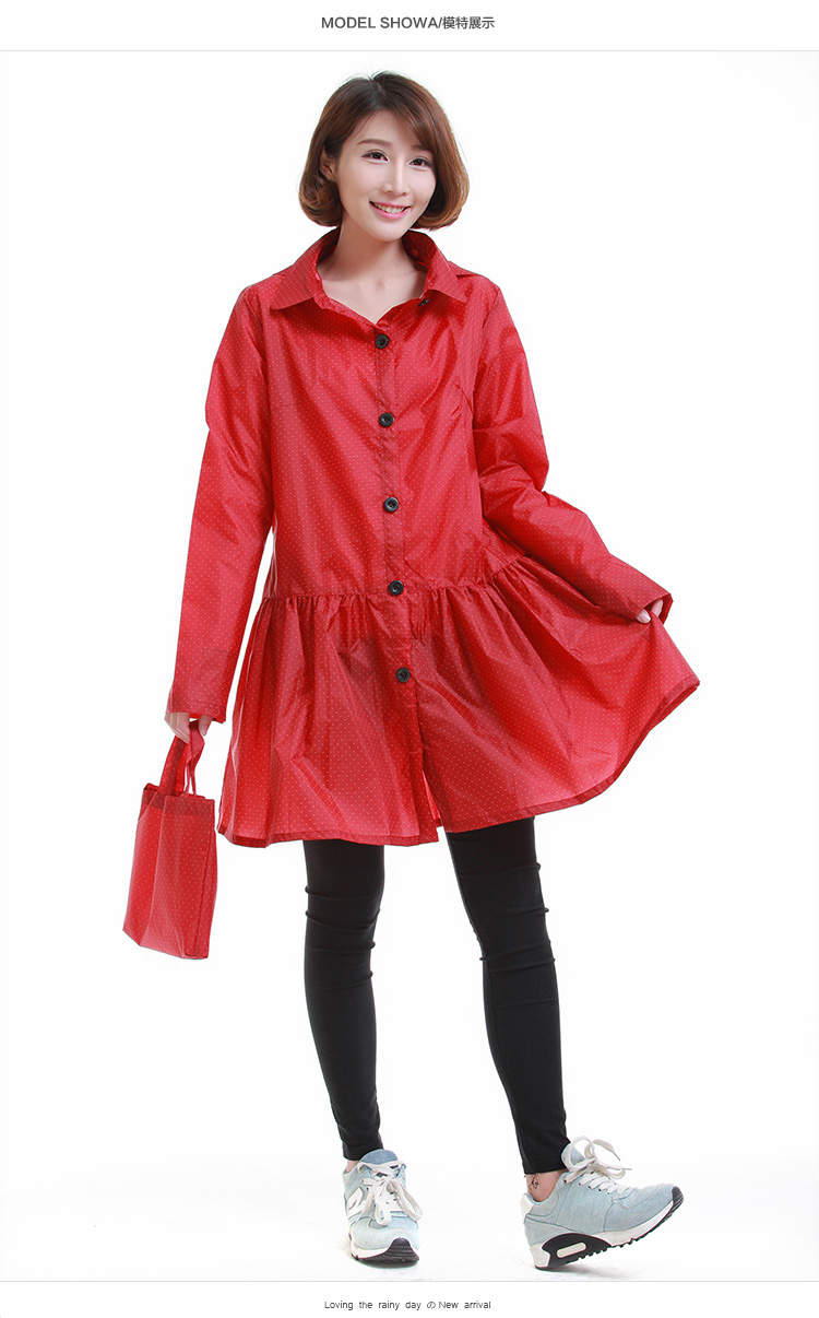 
                                        up-hunceo日式雨衣女士时尚雨衣 户外电动车雨衣雨披 薄款 公主款红色白点 均码                