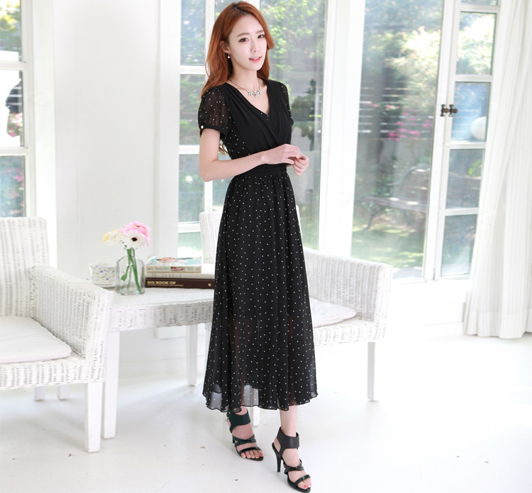 C.o.d. 2015 Summer new stylish elegance and sexy MM thick Korean value large long skirt Fashion wave point video thin sexy beauty dresses White XL Photo, prices, brand platters! The elections are supplied in the national character of distribution, so action, buy now enjoy more preferential! As soon as possible.