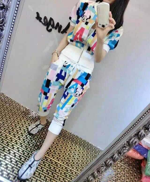路易七匹龙 欧洲站夏季新款卡通亮片彩条短袖开衫+中裤两件套装F8894 黑色  XL
