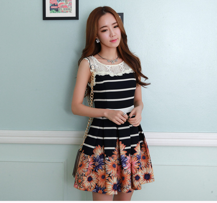 C.o.d. 2015 Summer new stylish classic Korean leisure temperament sleeveless lace stitching streaks positioning flower elegant graphics thin black skirt XXXXL picture, prices, brand platters! The elections are supplied in the national character of distribution, so action, buy now enjoy more preferential! As soon as possible.