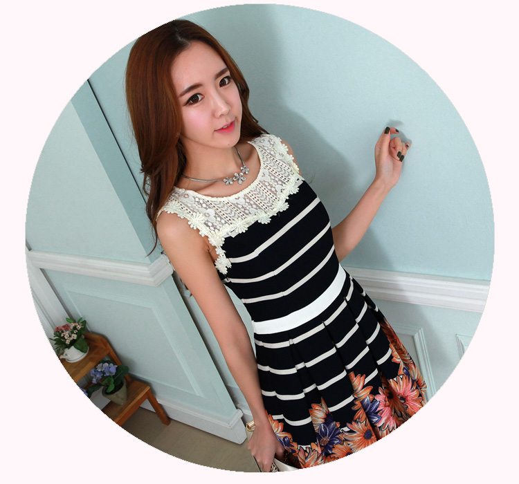 C.o.d. 2015 Summer new stylish classic Korean leisure temperament sleeveless lace stitching streaks positioning flower elegant graphics thin black skirt XXXXL picture, prices, brand platters! The elections are supplied in the national character of distribution, so action, buy now enjoy more preferential! As soon as possible.