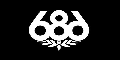 686
