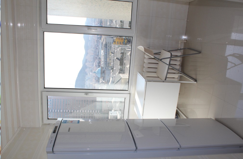 西门子 (SIEMENS) KK22F66TI 218升 三门冰箱