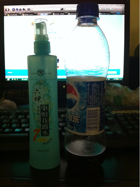 六神喷雾驱蚊花露水180ml--味道很好闻