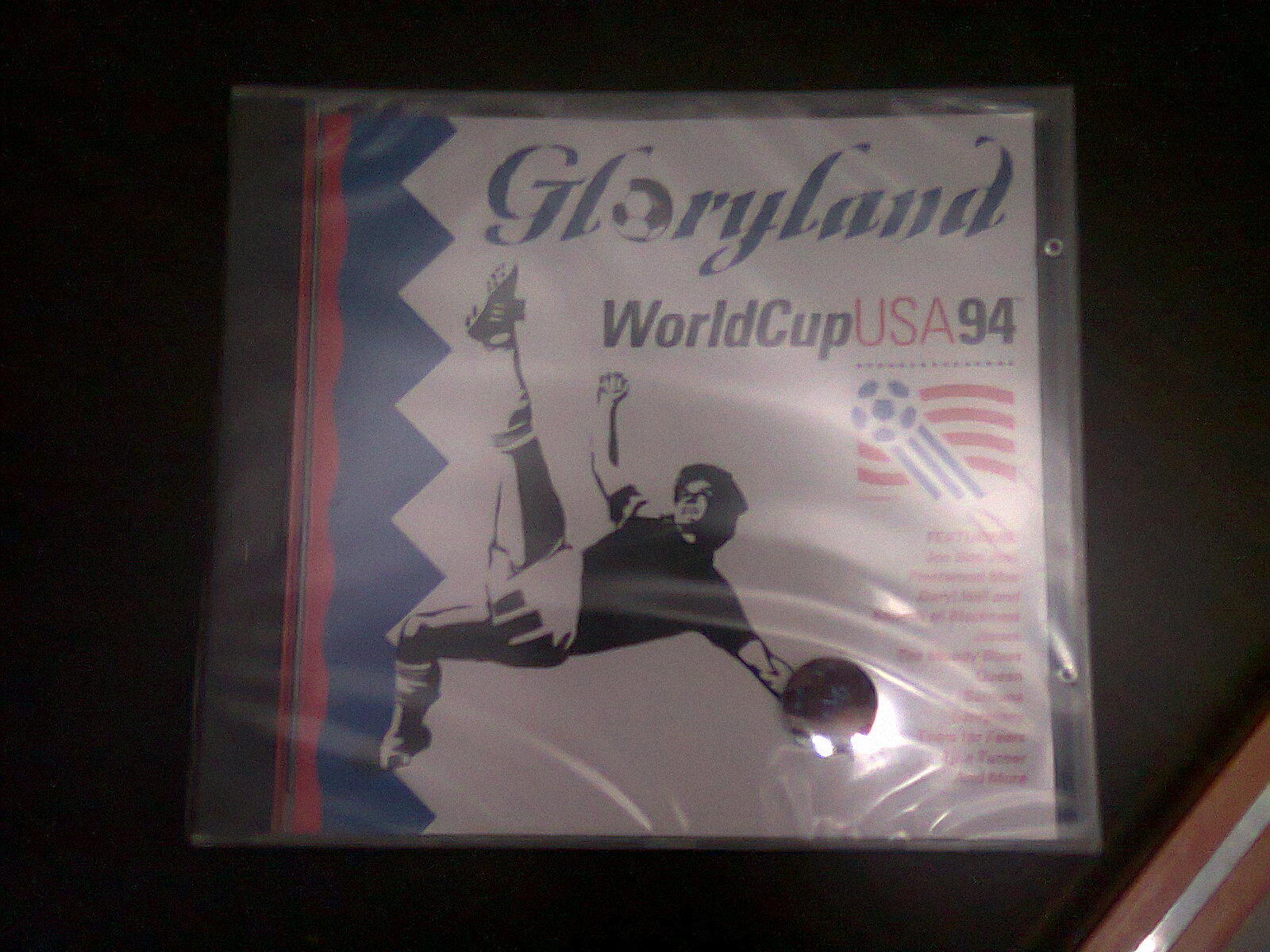 中圖原裝進(jìn)口系列：光榮境地—94世界杯足球賽主題曲522384-2（CD）（京東專(zhuān)賣(mài)） 曬單實(shí)拍圖