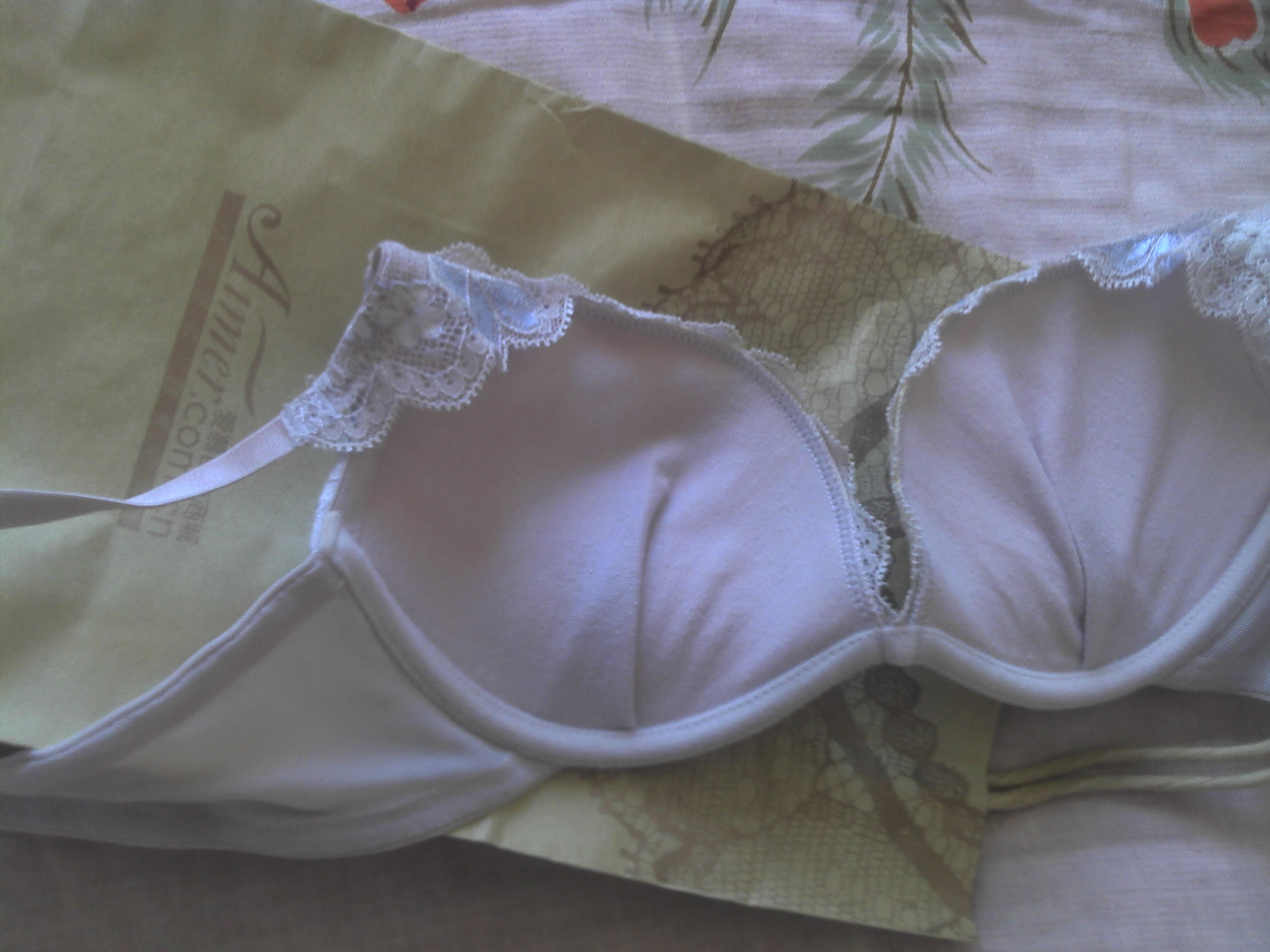 <em>爱慕</em> imi's爱美丽蝶影3/4模杯<em>聚拢文胸</em>IM11KC