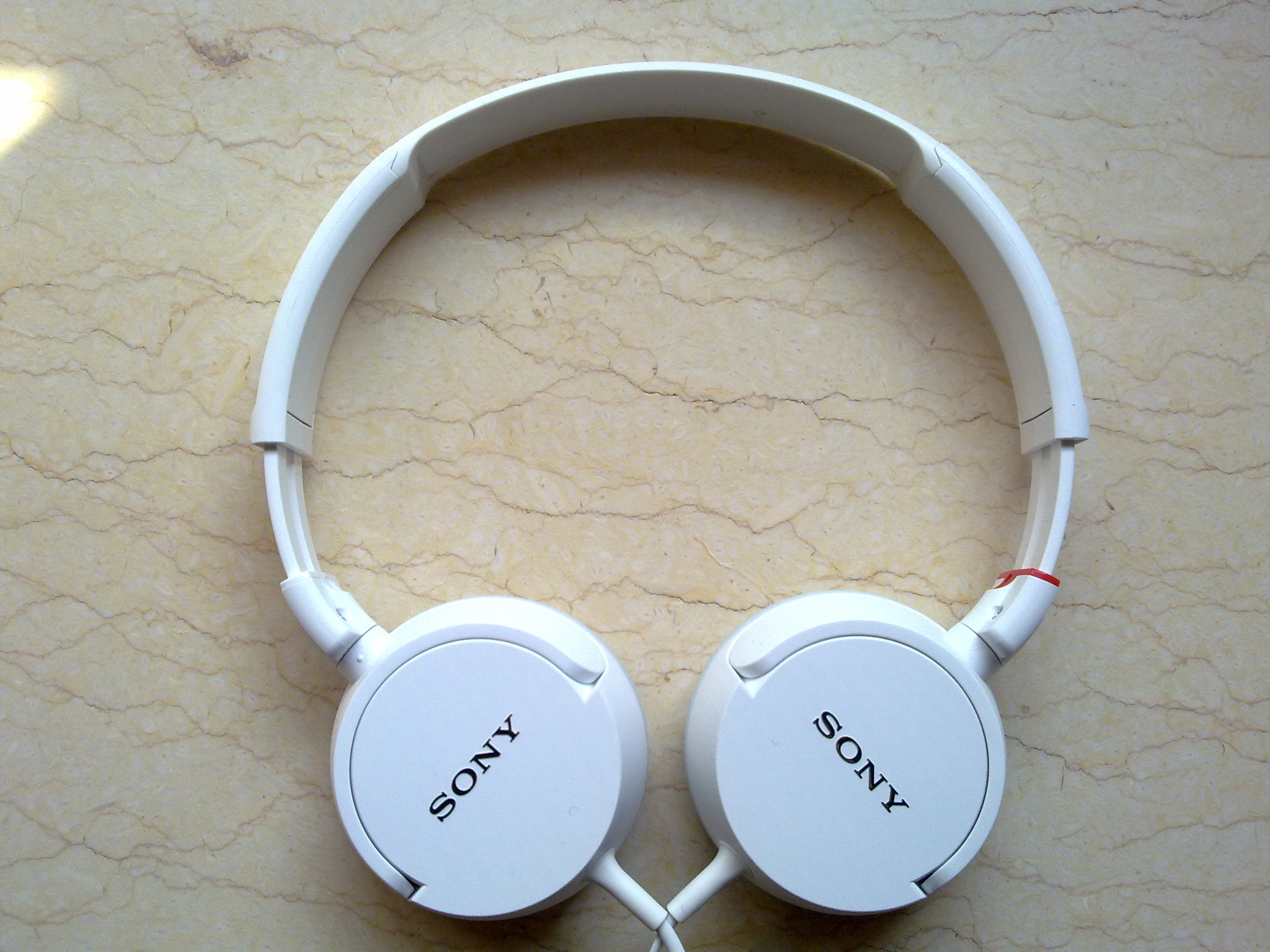 索尼(SONY)耳机 MDR-ZX100 简约不简单的时