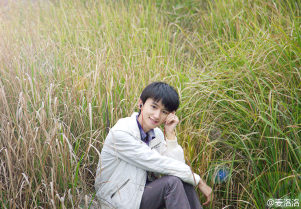 精灵歌(签名本)--《精灵歌》签名本