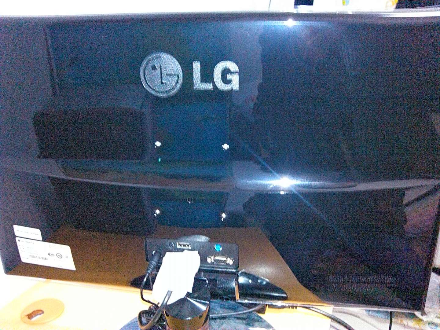 LG IPS236V 23英寸LED背光IPS液晶显示器--