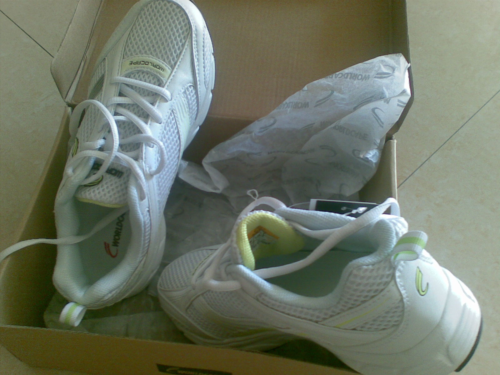 沃登卡/WORLDCAPE 新款<em>女网</em>跑鞋P61542M