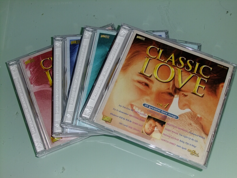 中圖原裝進(jìn)口系列：愛情歌曲集OGBS415（4CD）（京東專賣） 曬單實拍圖