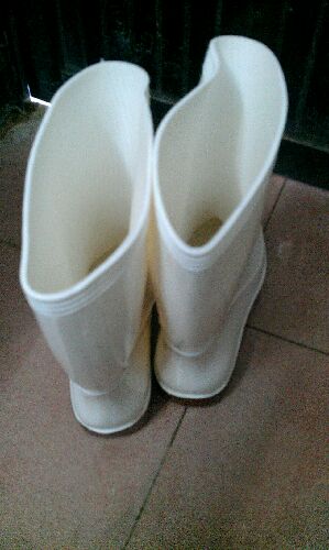 金橡雨鞋男中筒水鞋輕便耐磨膠鞋筒靴牛筋底廚師防油雨靴防滑釣魚水靴 025白色中筒 42 曬單實拍圖