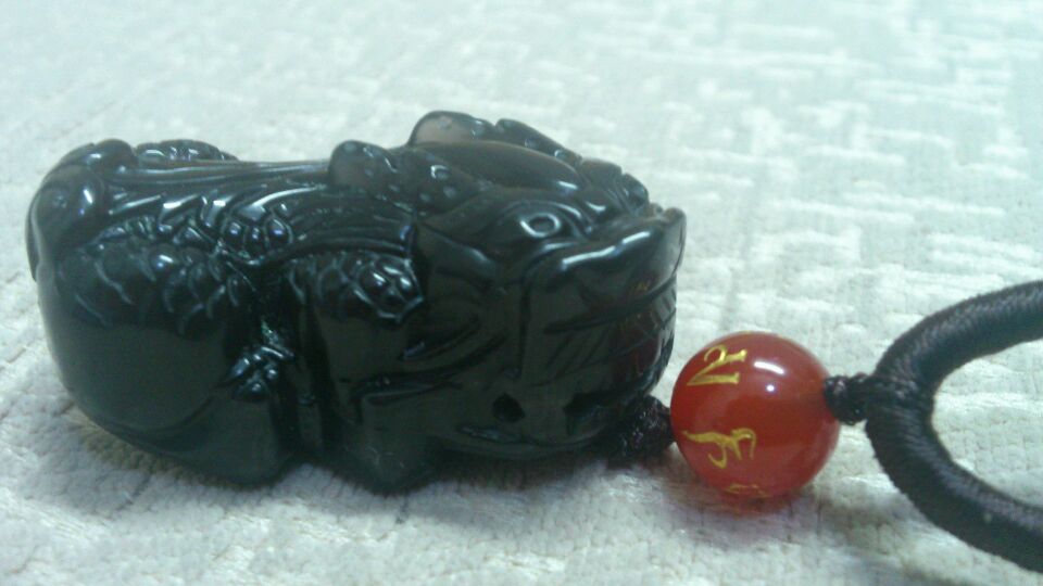 相石緣 誰(shuí)與爭(zhēng)鋒冰種彩虹眼黑曜石貔貅吊墜男女項(xiàng)鏈 曬單實(shí)拍圖