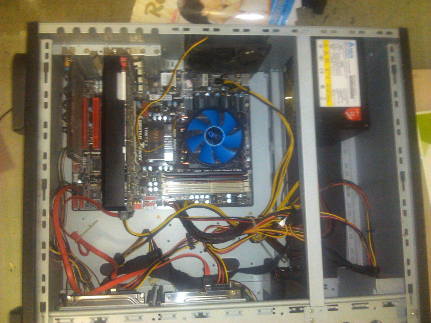 AMD PhenomII×4(四核羿龙2代黑盒)955 盒装