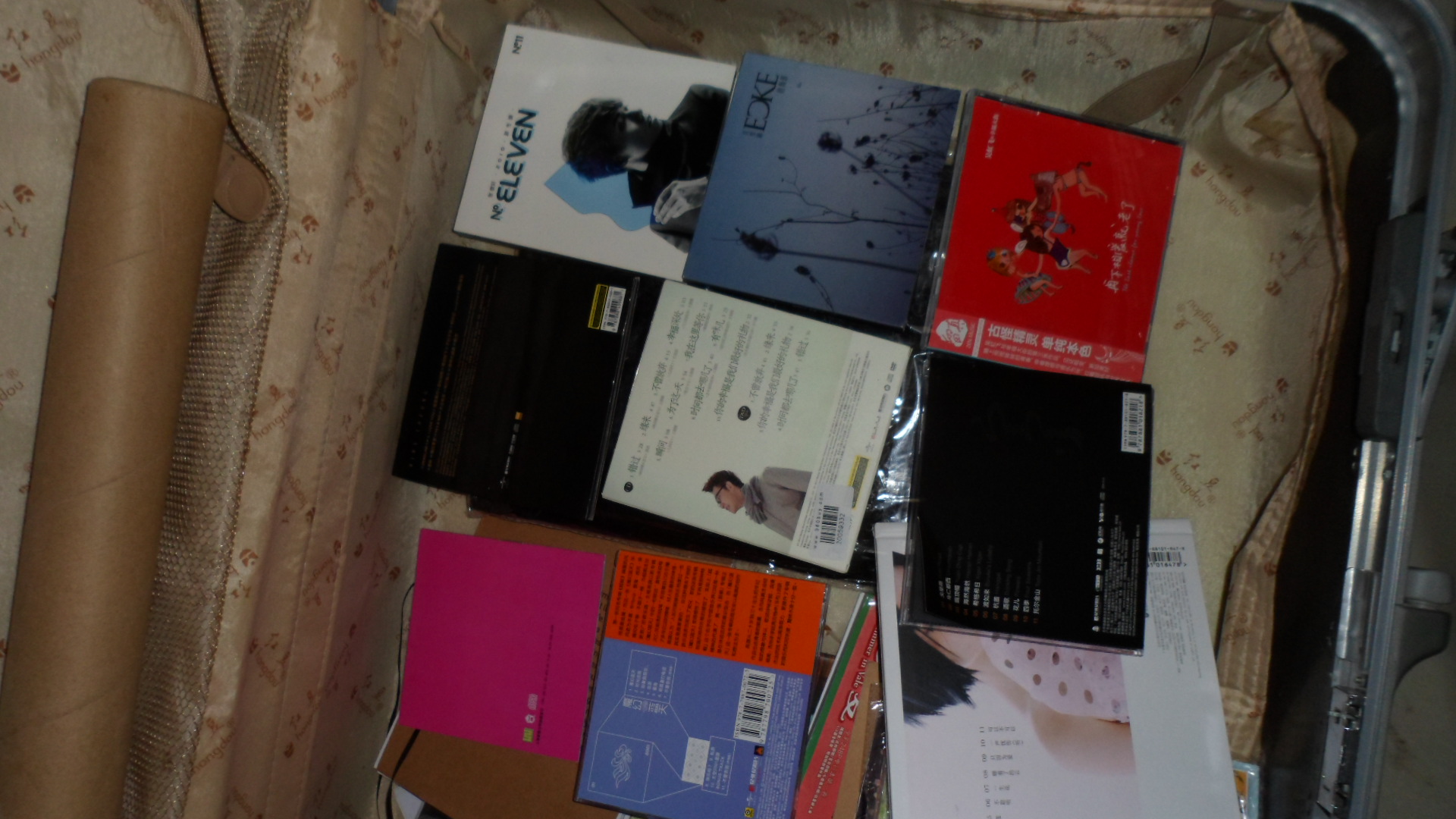 王錚亮：聽(tīng)得到的時(shí)間（影劇歌集）（CD+DVD）（親筆簽名版）（京東專(zhuān)賣(mài)） 曬單實(shí)拍圖