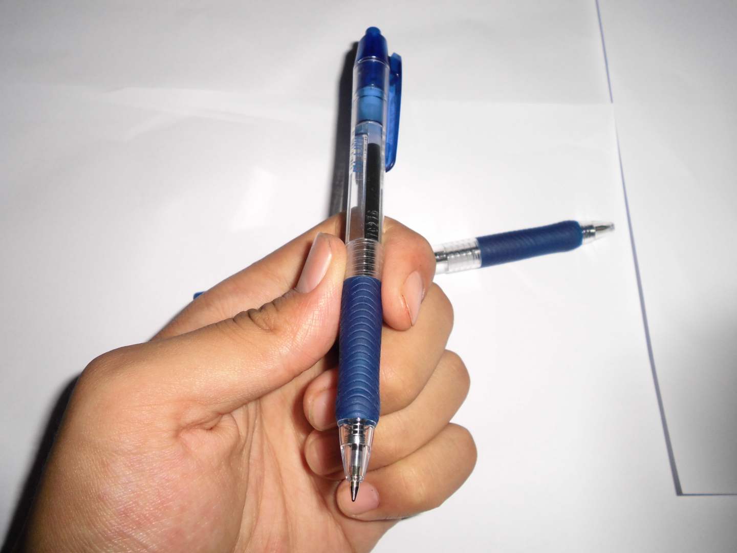 晨光0.7藍色按鍵式圓珠筆BP-8106(12支裝) 曬單實(shí)拍圖