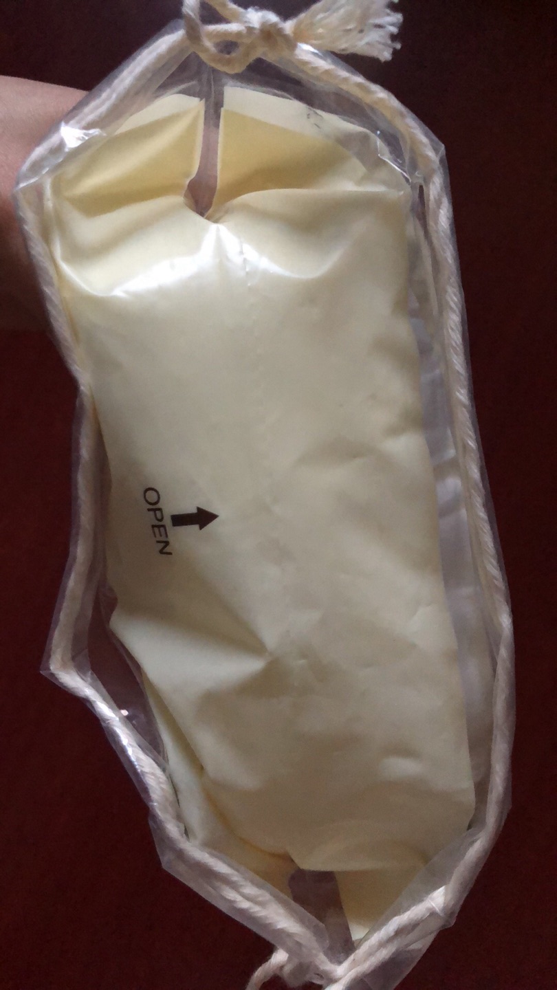 一下子买了好几包的化妆棉,平时用来卸妆用,有活动就多买了几包,看起来应该是不错用的,还没有开始用,因为囤的太多了。