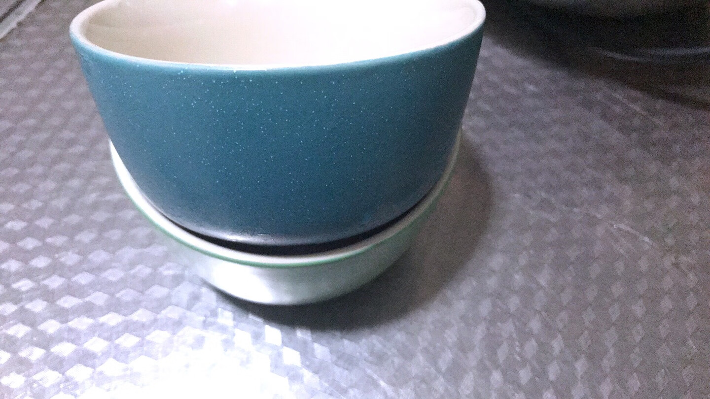 质量还不错,配色好看,颜值高