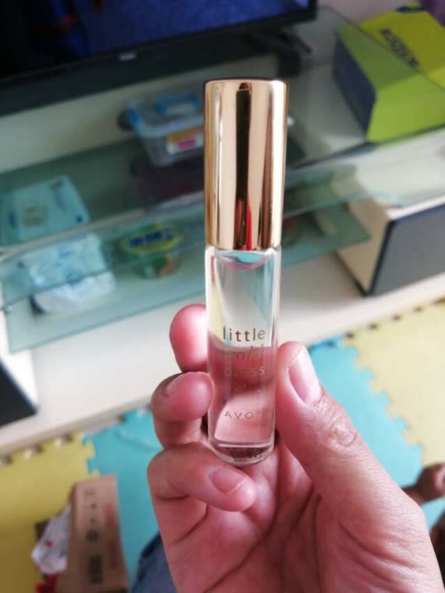 难受的时候摸摸自己的胸,告诉自己是汉子,要坚强。
