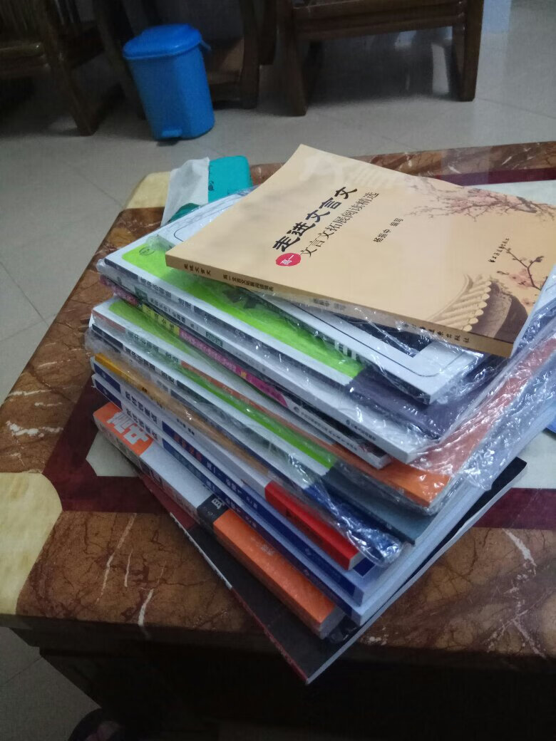 自从用了,其他的购物网站基本不去了,看中的就是卖正品,我作为plus会员,一定要良心好评,而且自从用了,超市也再也不用去了,秒杀一切电商平台,价格也比实体店便宜很多,所有的产品满分,服务满分,售后也满分,物流满分特别说一.下物流速度真的很快,上午买下午送到,有问题也及时解决,问我为什么喜欢在买东西,因为送货速度快,售后好,然后是包装令人满意,自己logo的包装袋和纸盒,完了纸盒纸箱还可以再利用,重点是产品真的非常好,每次打开包装都惊艳到了,各种高大.上,保质期也都是新鲜的,购物这么久,没有一次失望过,每次评价都是全五分。一整个购物过程非常满意,体验很好!无论是服务还是产品本身都满意,所以我会推荐朋友们来购物的。希望能推出更多优惠。而且第三方平台也非常给力,即使是第三方商家的东西我都很信任因为的平台非常可靠,后台管理严格,是所有电商平台的榜样。总之很满意的一次购物,会继续买买买!期待更多折扣。