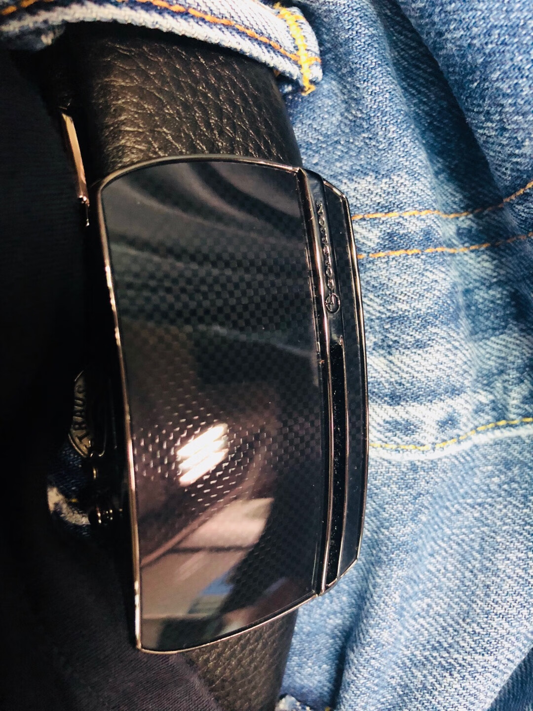 感觉还不错吧,小贵小贵,产品好坏还要看能使用多久。