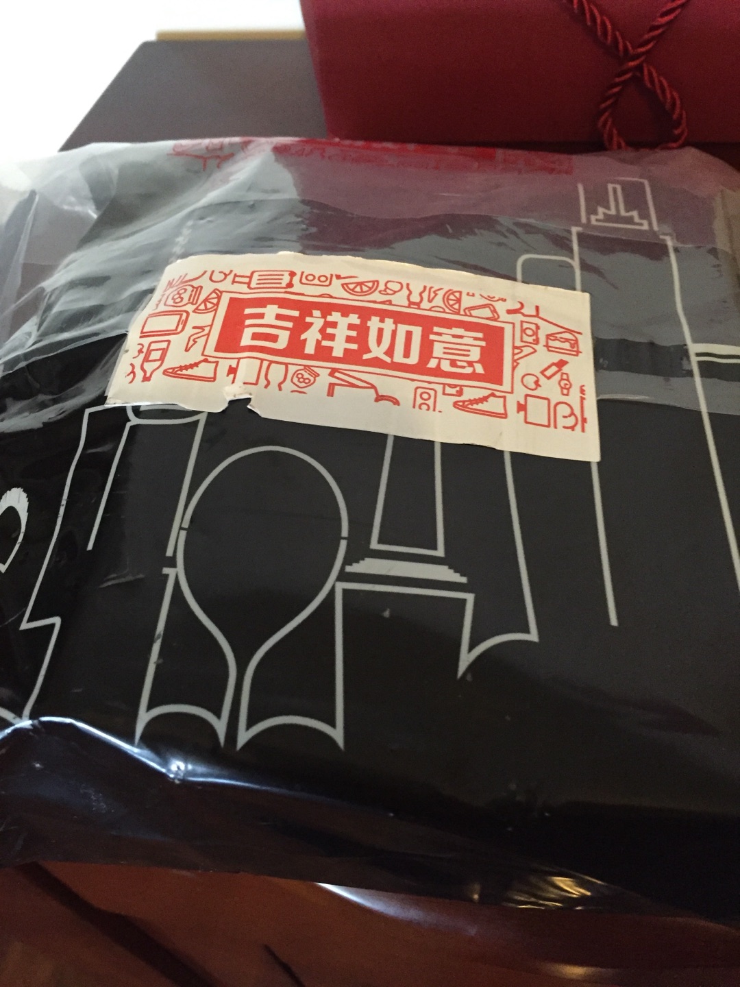 挺好的、比实体店划算!送了好多件