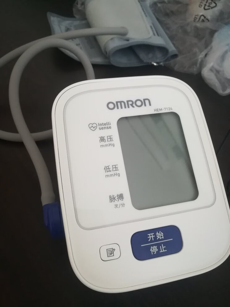 东西不错,觉着量的准确度还行,就是内包装袋都没有封口,感觉不应该