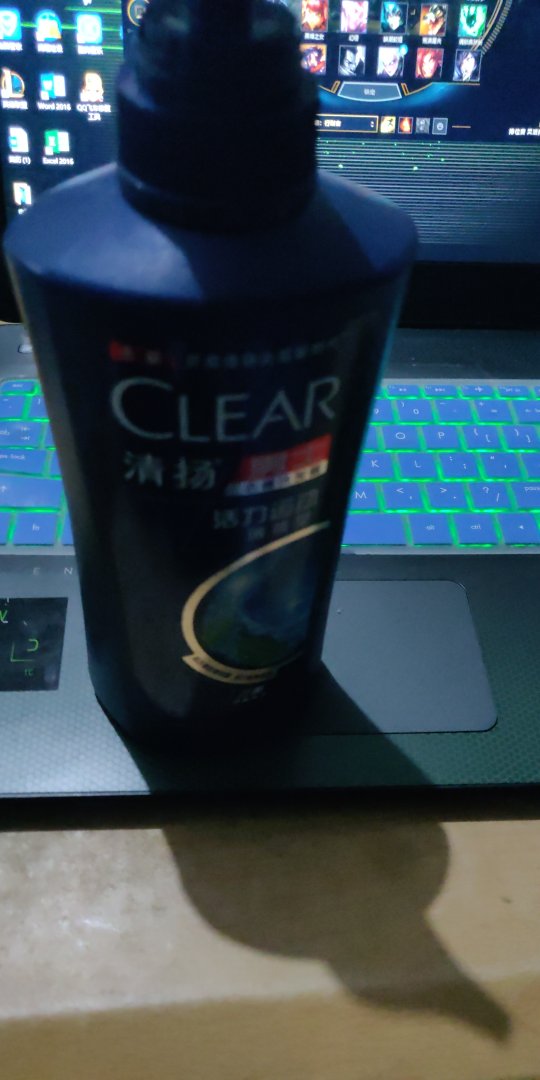这个套装版还不错,价格挺实惠的,洗完头后感觉凉凉的。挺舒服的。