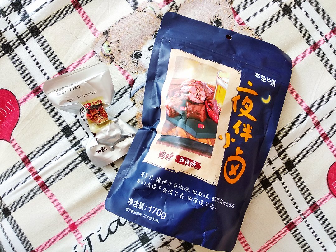 甜辣味道 鸭脖很烂 独立包装 食用方便