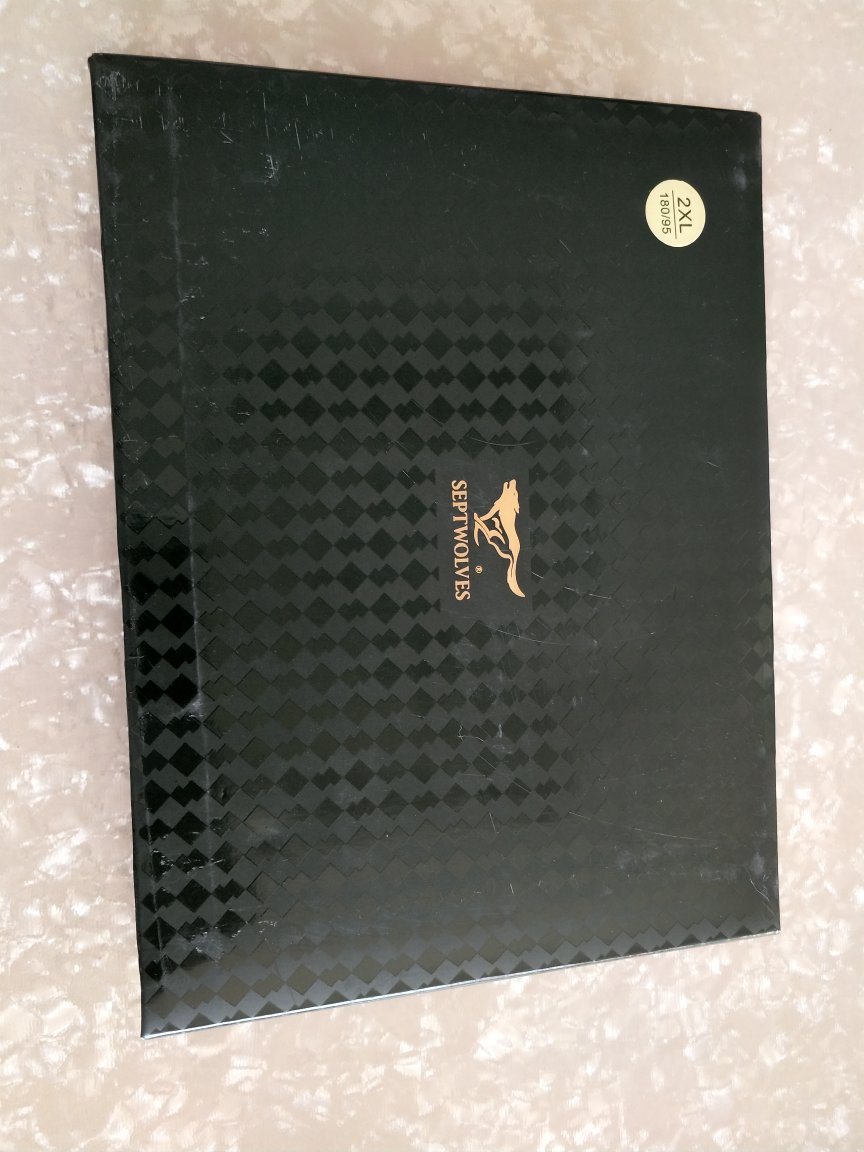 还不错,包装很好,面料也还可以,总体满意。
