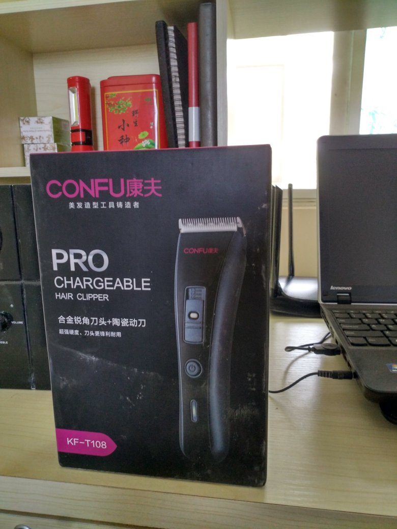 一直购物……包装快递都给力……拿着非常有质感,还没用喔,希望好用哈哈新手^O^