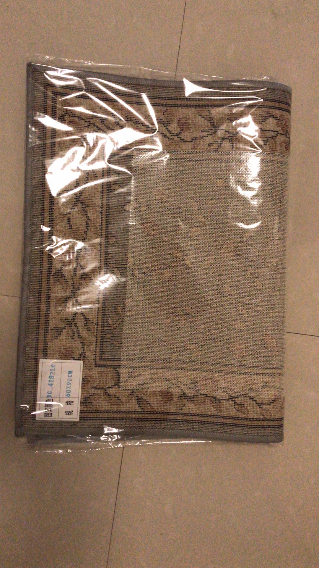 质量非常好,与卖家描述的完全一致,非常满意,真的很喜欢,完全超出期望值,发货速度非常快,包装非常仔细、严实,物流公司服务态度很