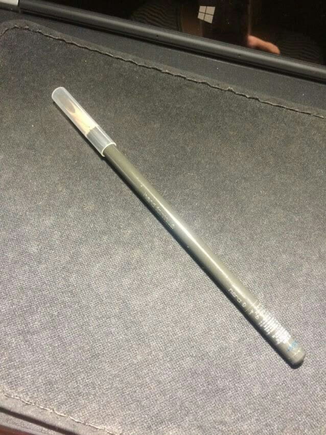 超喜欢砍刀眉笔,这个单品可以用很久