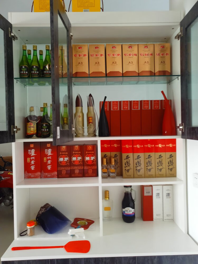 性价比高,不知道酒真不真,待日后再评!