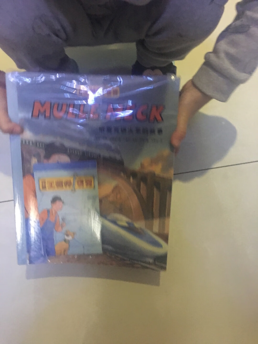 经常网购,总有大量的包裹收,感觉写评语花掉了我大量的时间和精力!所以在一段时间里,我总是不去评价或者随便写写!但是,我又总是觉得好像有点对不住那些辛苦工作的卖家客服、仓管、老于是我写下了一小段话,给我觉得能拿到我五星好评的卖家的宝贝评价里面以示感谢和尊 敬!首先,宝贝是性价比很高的,我每次都会先试用再评价的,虽然宝贝不一定是最好的,但在同等的价位里面绝对是表现最棒的。的配送绝对是一流的,送货速度 快,配送员服务态度好,每样东西都是送货上门。希望能再接再厉,做得更大更强,提供更多更好的东西给大家。为的商品和服务点赞?