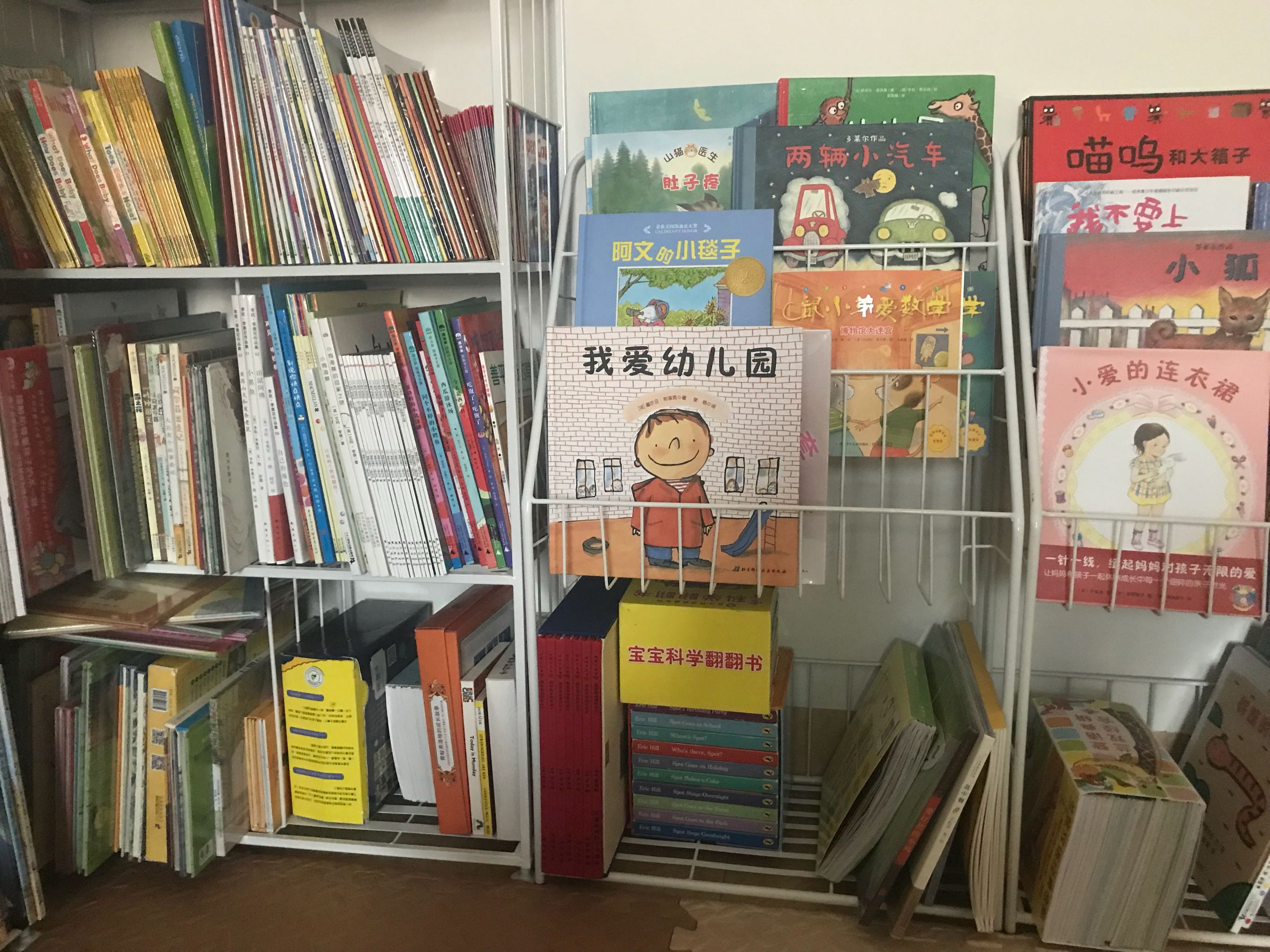 质量非常好,与卖家描述的完全一致,十分满意,包装的很仔细也很严实,发货速度也很快,到货速度也很快,快递棒棒的,服务态度也很好,总之很满意很喜欢,不定期还会搞活动有优惠券,活动买超级划算。