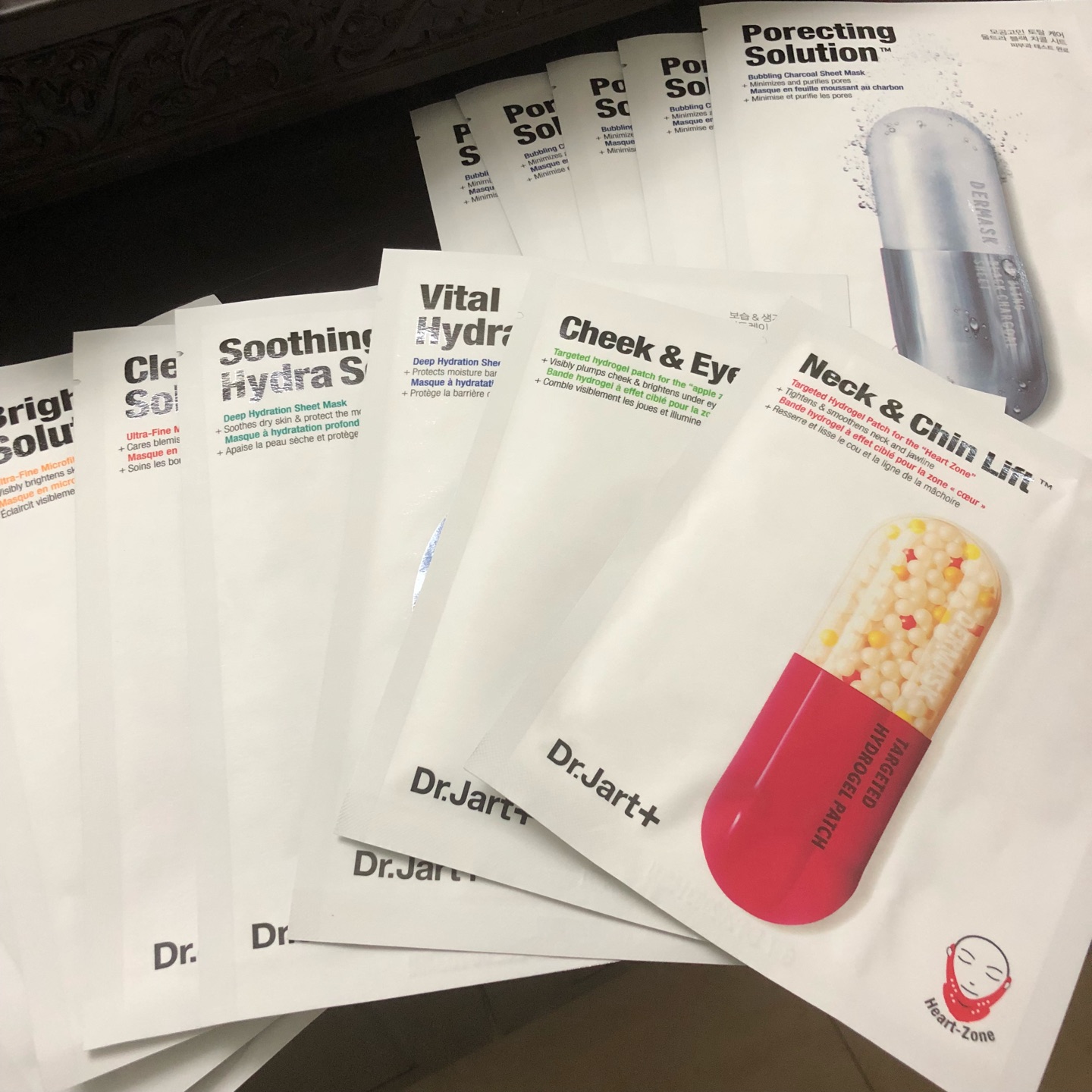 囤货中,清洁面膜没用过,他家补水面膜很好用,期待一样的好
