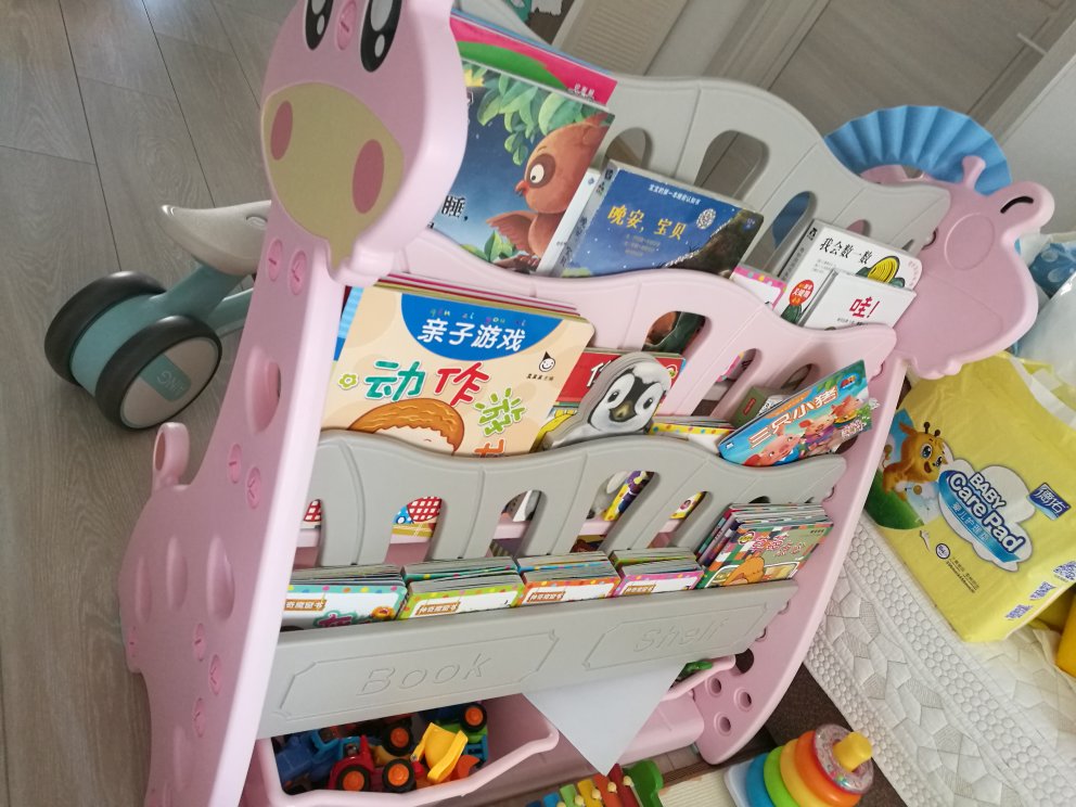 每次活动都要买很多东西,家里的吃的喝的玩的用的几乎都是买的,物美价廉,方便快捷,很好。