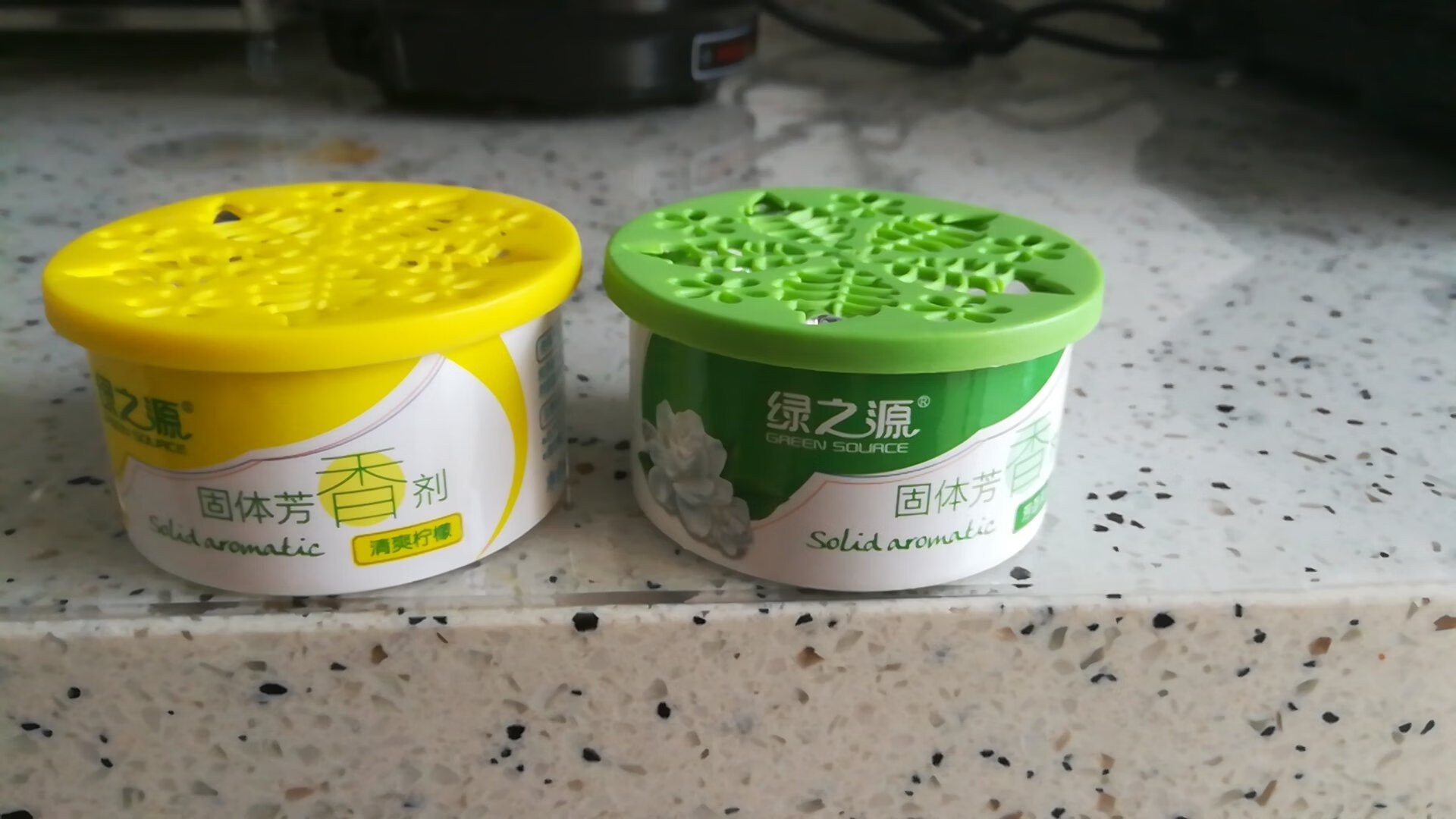 味道很好闻,也不刺鼻子
