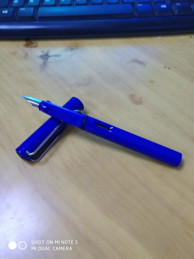 钢笔写字不错 是支好笔