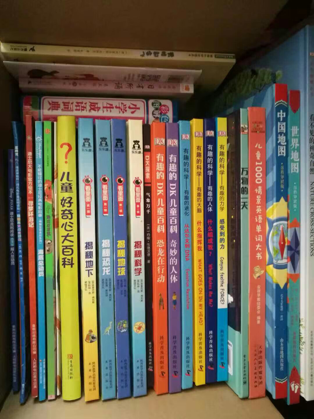 这是一个好评模板,不要看了下面都是废话。因为本仙女很懒不想每个宝贝都写好评所以才模仿网友的好评模板,但是这个宝贝不管是质量还是款式都是本仙女喜欢的如果不喜欢本仙女收到会很生气然后这个模板就会变成各种喋喋不体的吐槽,自然不会撒下这个好评给各位~一个参考。本宝贝还是极好的,来自一位懒省事的只爱购物不爱写评论只想换积分的仙女
