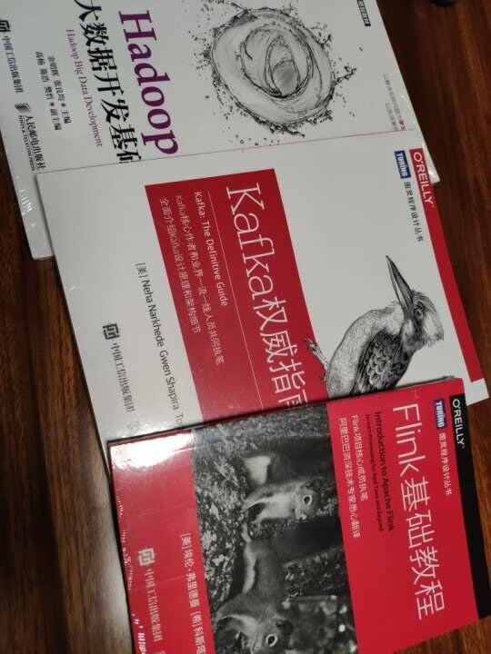 我觉得吧,东西挺好的,挺不错的 经常网购,总有大量包裹要收,感觉写评论花掉了我大量的时间和精力!所以在一段时间里,我总是觉得好想不去评论或者随便写写!但是,有点对不住那些辛苦工作的卖家客服、仓管、老板。于是我写下了一小段话,给我觉得能拿到我五星好评的卖家的宝贝评价里面,以示感谢和尊敬!首先,宝贝的性价比很高,每次都会先试试再评价的,虽然宝贝不一定是最好的,但是在同等价位里面绝对是最棒的。的配送绝对是一流的,送货速度快,配送员服务态度好,每样东西都是送货上门。希望能够再接再厉,做得更好更大,提供更多的好东西给大家,为的商品和服务点赞!