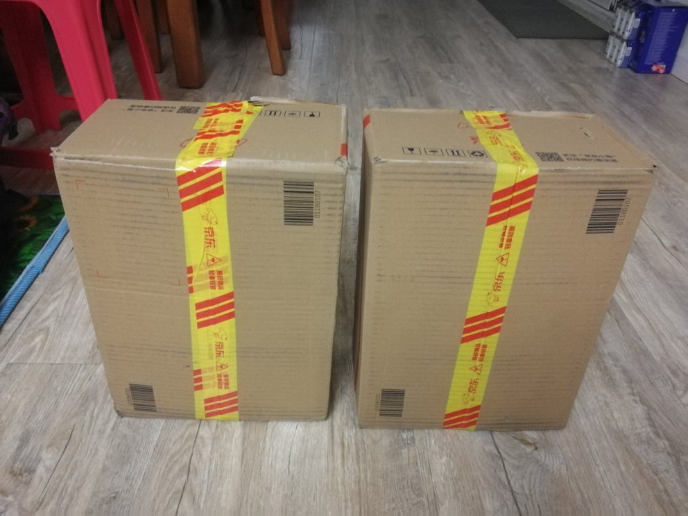 叔本华的书绝对是心灵慰藉的良药,一旦服用,受用终身。他的传记那也是必须要领略的。趁着活动果断下手,实惠多多,快递给力,包装完好,大部头的书,大气浑厚,你值得拥有。