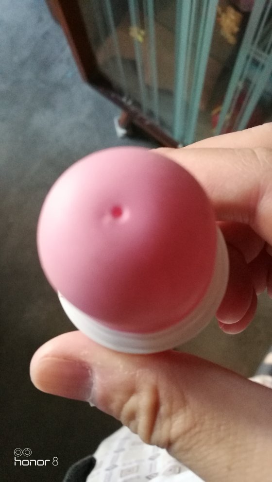 没有包装、脏。这是给孩子刷牙用的,脏成这样让人怎麽给孩子用!以后不买了!