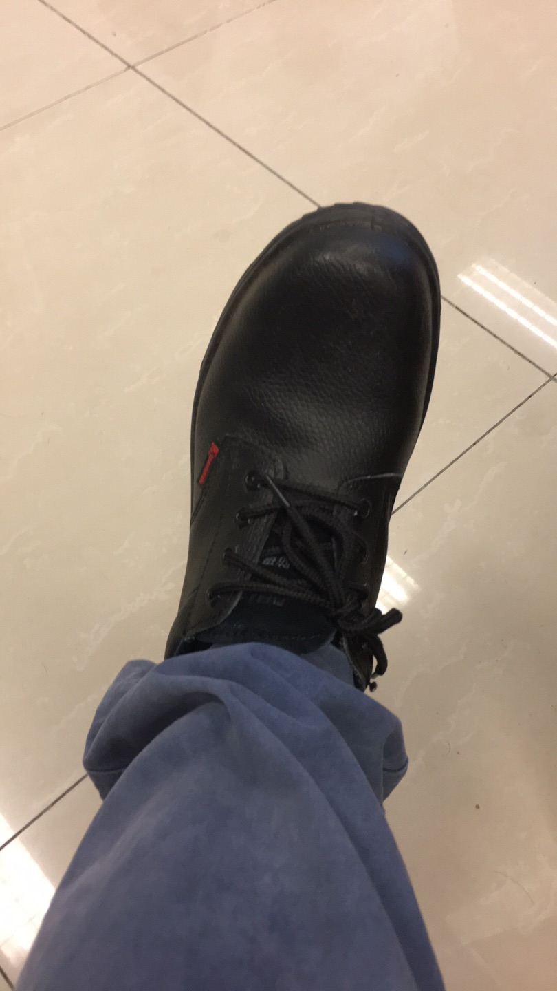 还不错,第二次买了;就是鞋带不耐用容易坏,希望厂家可以改进