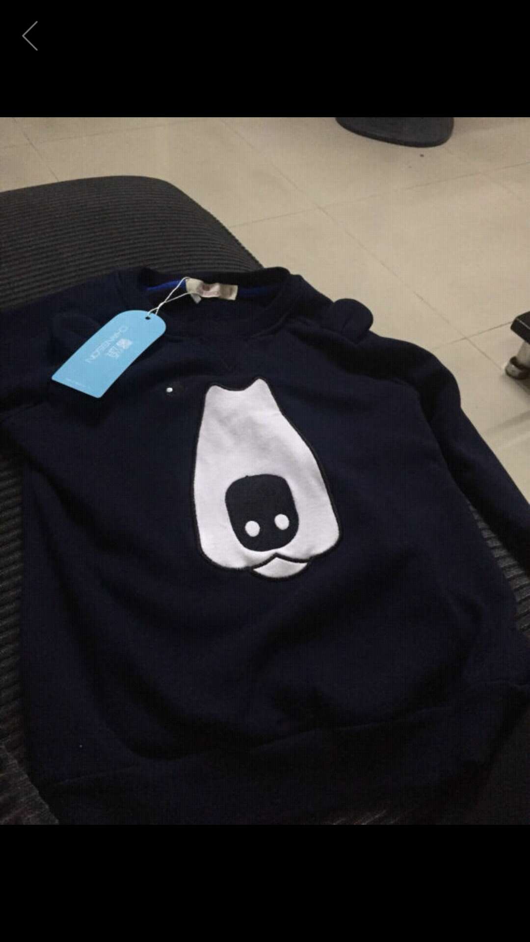 衣服不错!孩子试了穿着正好!!码数挺正的!!赞赞赞!????