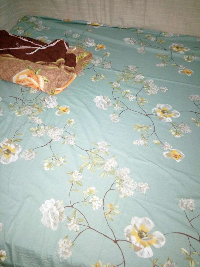 这个商品的质量还是不错的,值得购买,总体来说性价比算高的