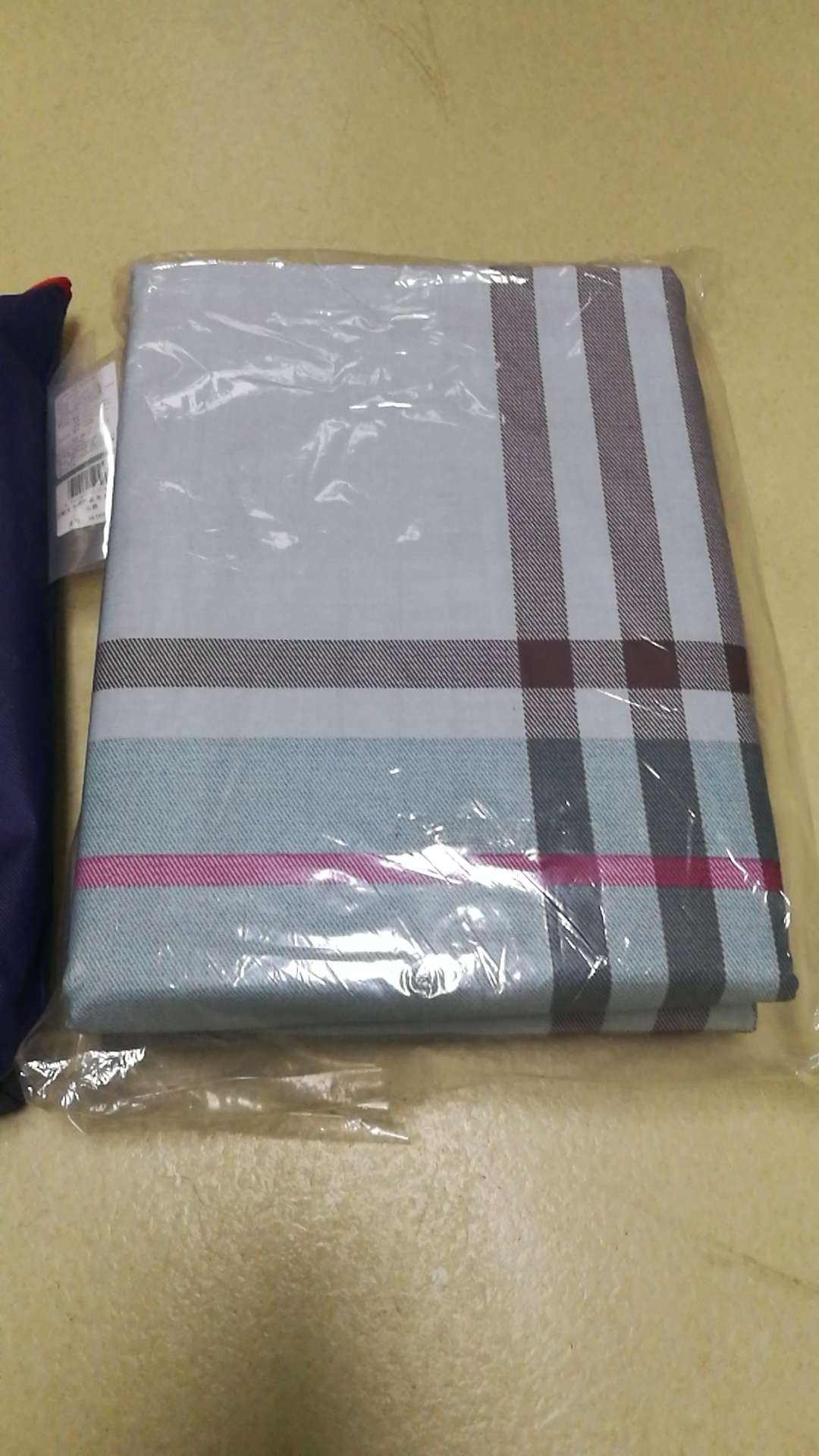 包装没有问题,7月份的新品,应该还可以吧。